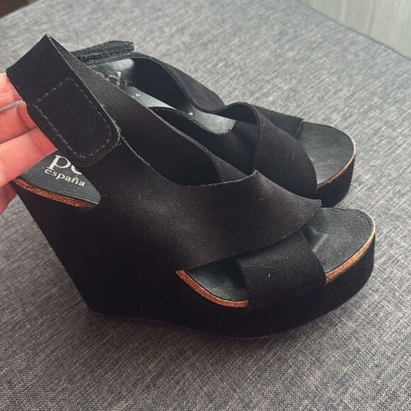 Pedro Garcia
Denia Crossover Wedge Sandals Size 9 - Picture 14 of 14